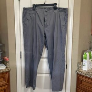 Mens Grey Old Navy pants size 42x30